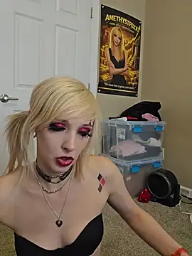 AmethystFoxx - Harely Quinn fucks her baseball bat