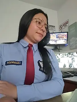 Queen_linda1 - “😱RIDE HUGE DILDO NAKED +SQUIRT”