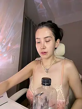 Gigi_UwU_ - 全裸跳舞💃🏻naked dance~