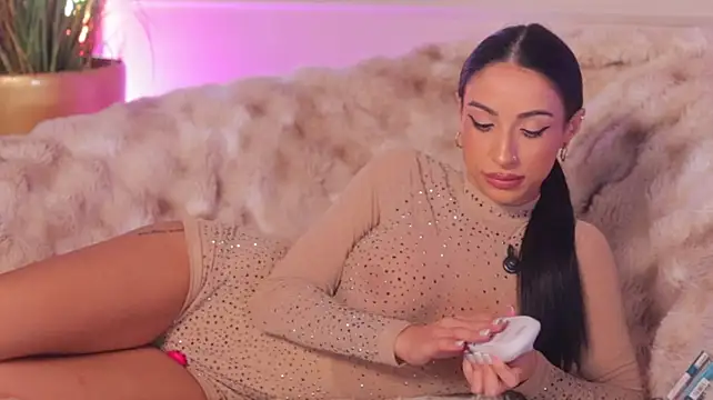 Anais_Bloom - Get Me Hot🎂