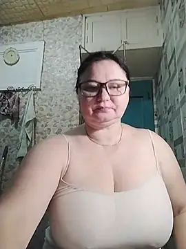 HOLLY-77 - squirt 🍆😻💦🪣😘💋