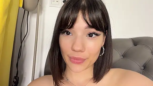 Barbie_Aria - Suck and lick my nipples