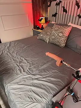 Koralynx - spank ass until red