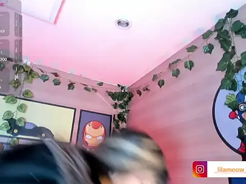 Lilameow222 - oil in mi tits