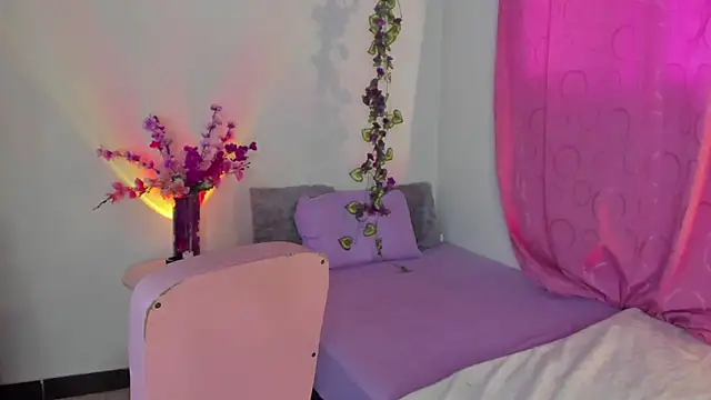 Brittanny77 - 💗Flash boos💗