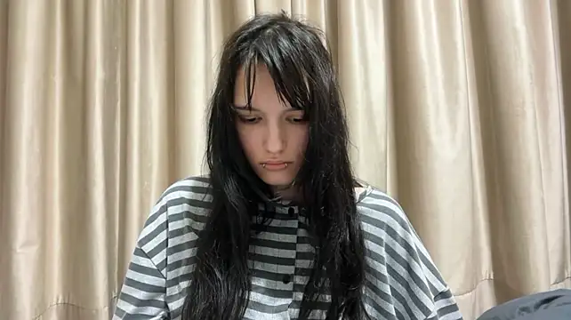 SebrinaMontelle - masturbating video in pm