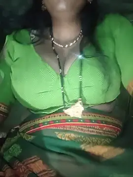 Sexyradha_