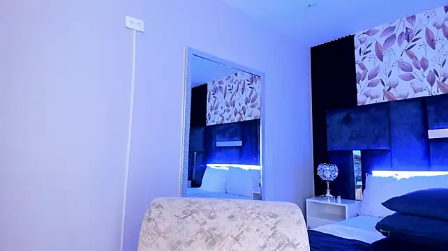 ParisRose_ - Tease with my face + thongue in ur dick