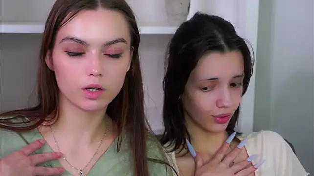 SelinaPack - A sexy look at the camera)
