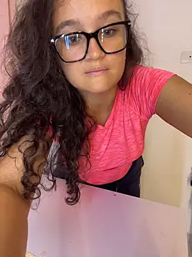 Kattyfeet - Hi Katty