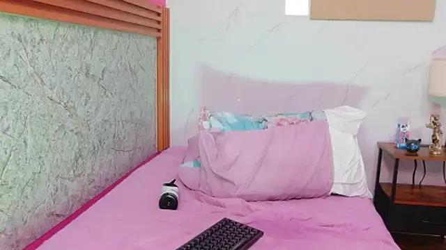 Littleebonymommy - DILDO PLAY 🍆