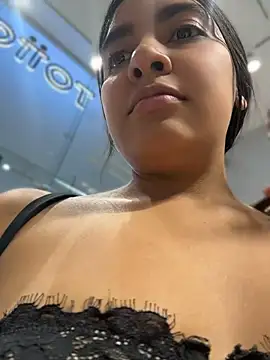 Honeyboo_ - Show pussy and show ass