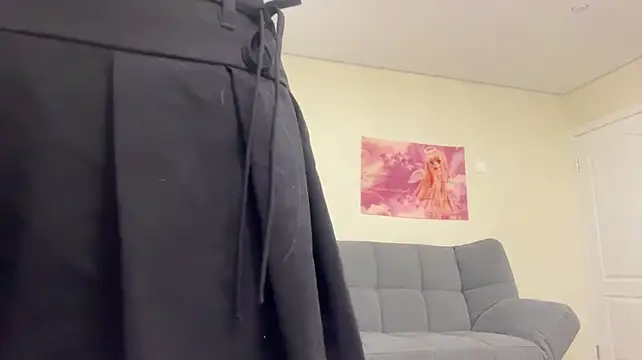 NelliGilbert - Shake my butt and spank me