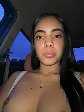 NAUGHTY_LITTLE_18 - SPANKS ASS❤️🍑🔥