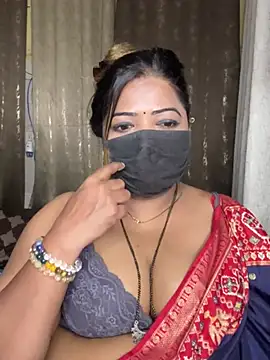 Lovely-Geet - BOOBS OILING😘😘
