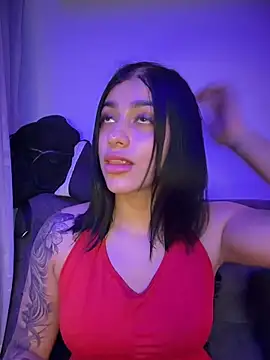 AlannaEvons - Oil In Tits + Spank 🍒🔥