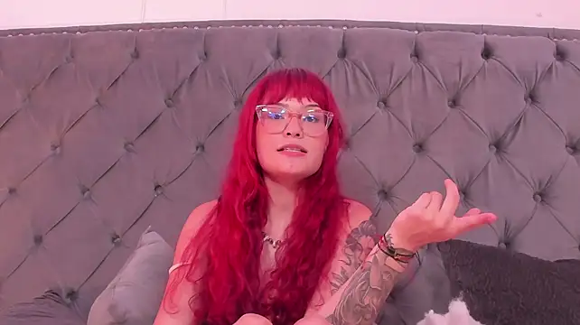 Mae_lyra - undress me and dance sexy hot 🔥👀
