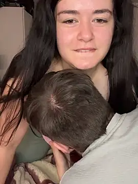 Chaotic_private - Boobs out 5 mins 😘