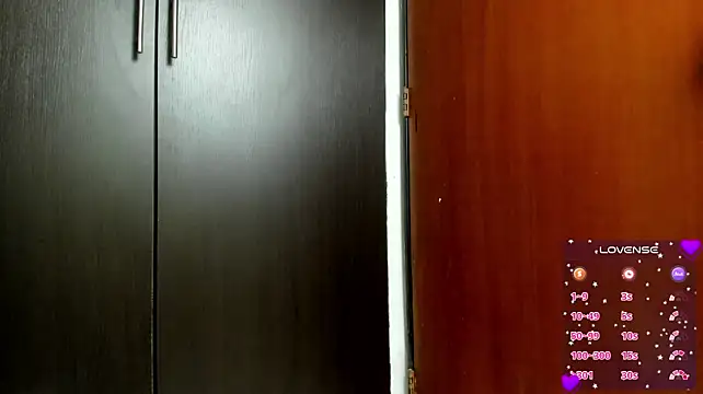 Sammy_Castlevill - Riding dildo 🔥
