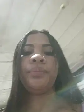 Ahsly_Duque - Flash tits with my friend👩‍❤