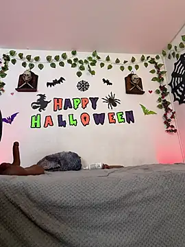 MiaCollinssx - 🔥Oil on ass + Ass Spread🔥