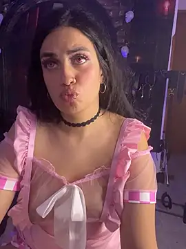 Cris_bdsm1 - show my small tits
