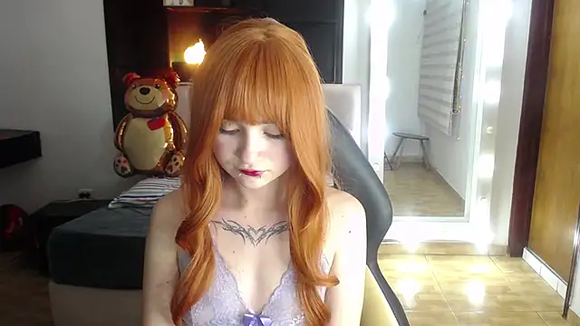 _Charlotte_Collins_ - play my tits