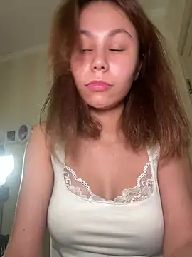 MilkKiss - Squeezing my boobs by lifting top
