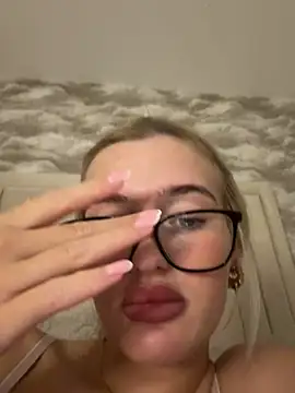 Blondetart69 - HIGHEST TIPPER GETS ALL MY B/G vids