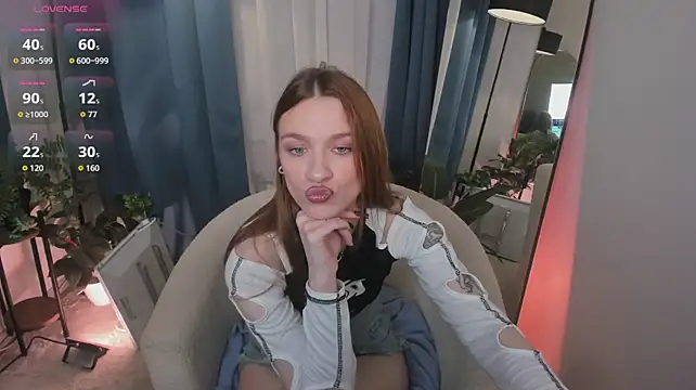 PollyMayer - Sexy doggy & Spank that ass
