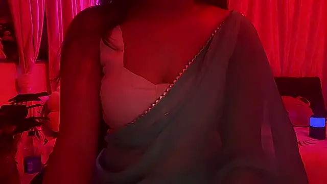 Apsara_07 - Strip show + squit on panty+10 min link