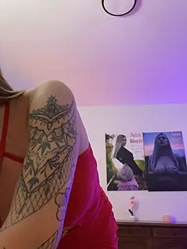 Cute-Alice - Dildo in pussy + last tip pic 🔥