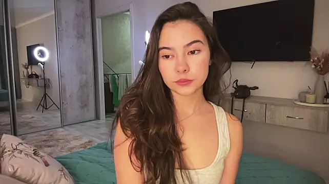 Ellewaay - Change my outfit somthing sexy