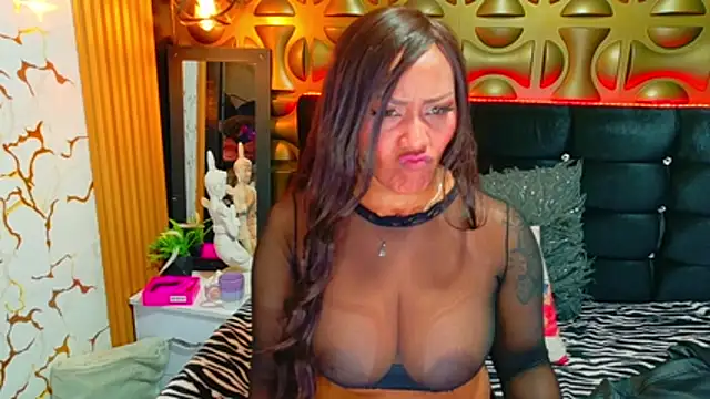 Black_ambar - cum and squirt