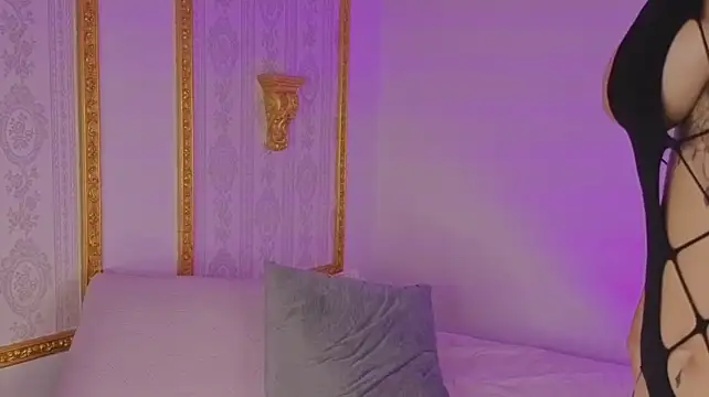 IbethMoon - Make me explode in squirt fucking my ass