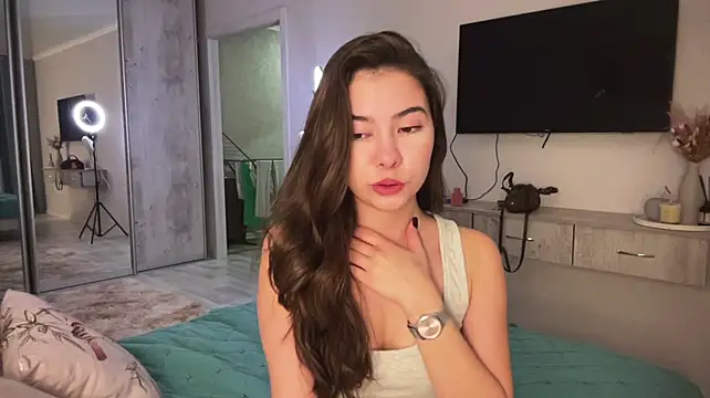 Ellewaay - Change my outfit somthing sexy
