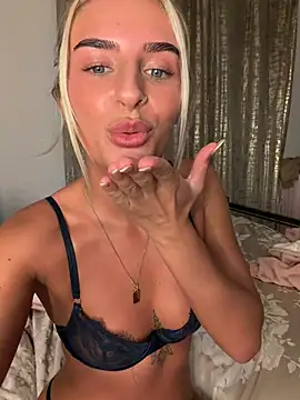 Millymae_ - Dildo fuck 🍒