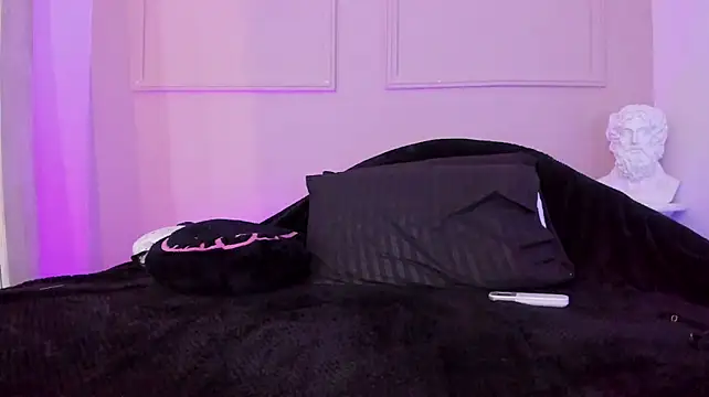 Annie_blair_ - putting fingers in pussy
