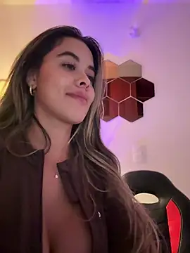 Emilia_Bakerr - Twek without thongs
