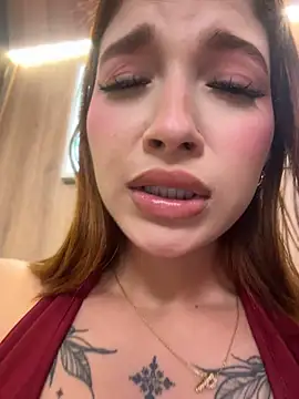 Sophie_valencia - 3 FINGER INSIDE PUSSY IN PUBLIC + CUM🔥