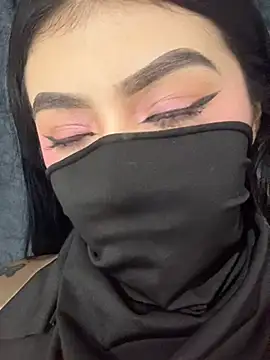 Zharaaa18 - Doggy stayle + twerking in you face🤭