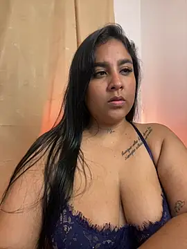Liith - Suck on my sweet tits, honey 🫦