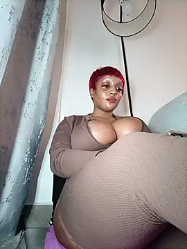Busty_Bambi - Make it rain Bambi 💦💦💦