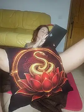 Pombagirax - Abrime de piernas frontal