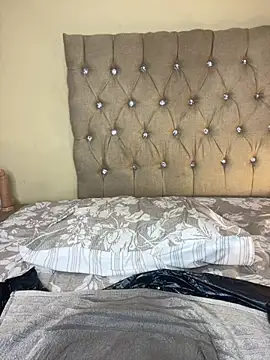 NiqiiRavenous