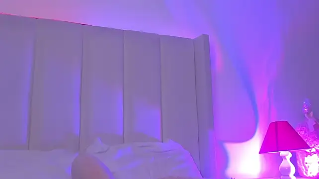 Mirandaa_Rogers - rub my pussy with my fingers 🥵🫣