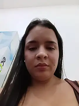 Julieth_hot-69 - Dildo in pussy in a store's dressing roo