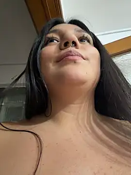 Emily_Gomezz - Control lush x 2 + cum 💦💦