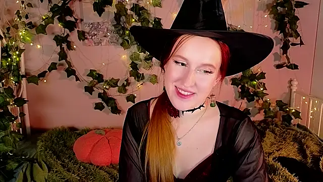 Eva_Bellea - The spell of sitting on camera 10