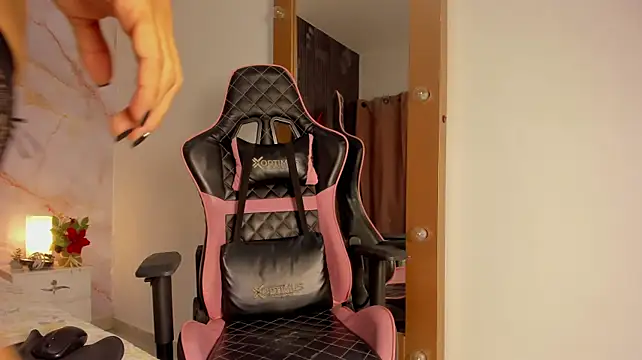 EvelynXSinclair
